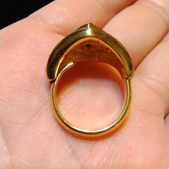 Christian Dior Gold Tone Rhinestone Ring - Picture 4 of 11